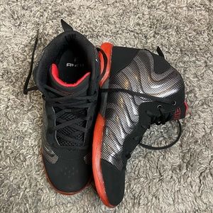 AND 1 baseball shoes